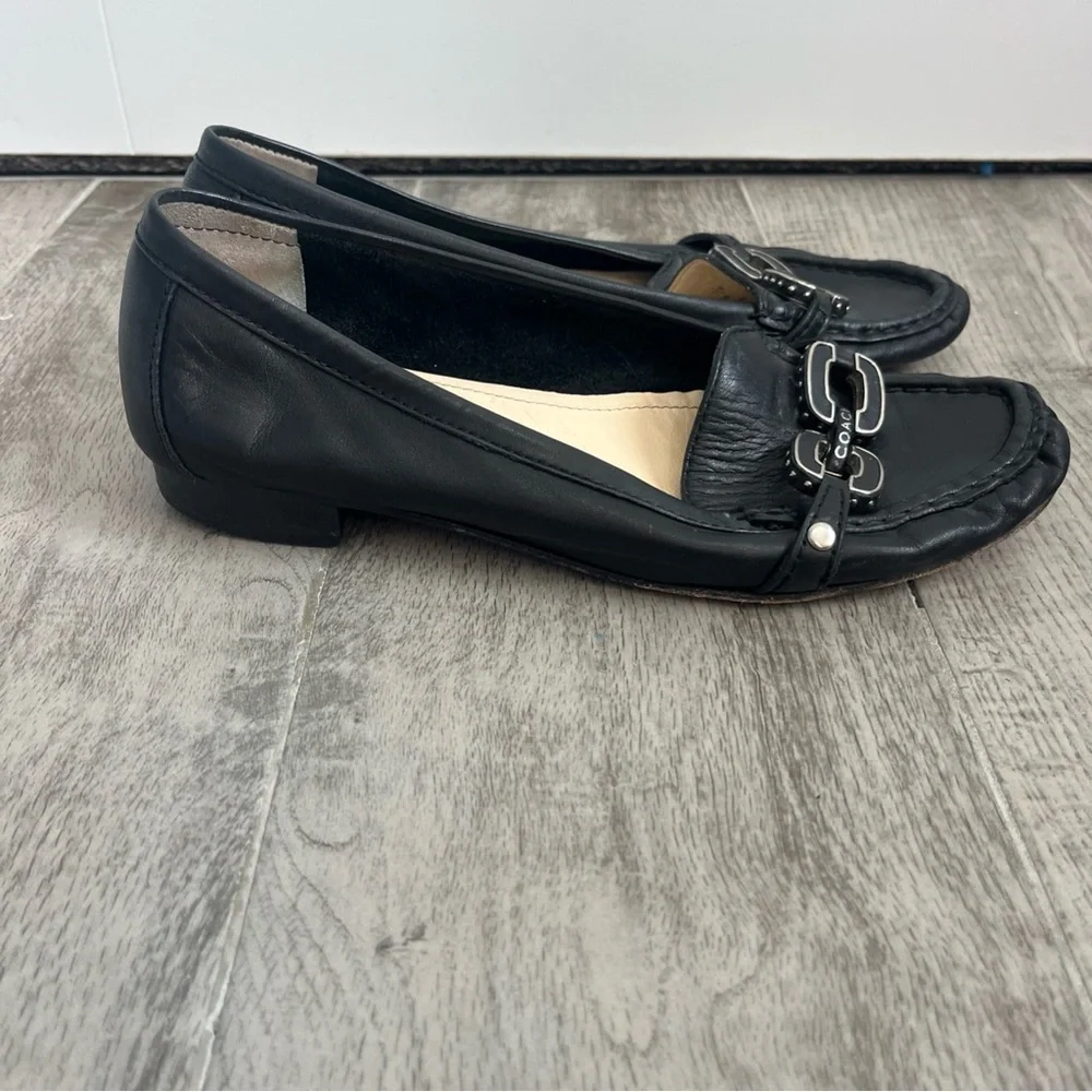 Coach Women’s Ella Loafers Black Leather‎ Metal Accents Size 7.5 B